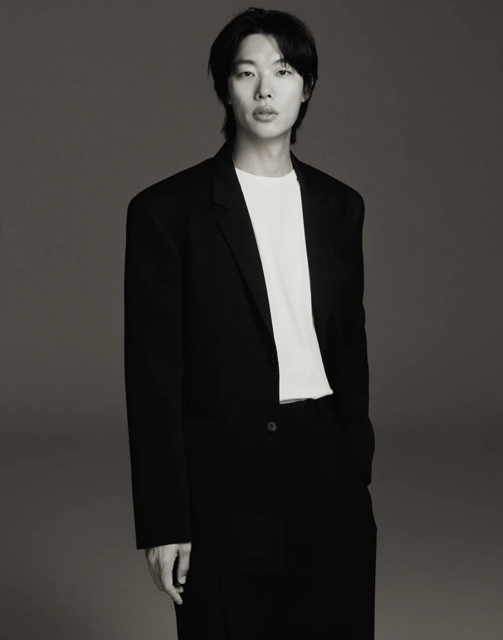tvN Confirms Ryu Jun Yeol’s Participation in Reply 1988 10th Anniversary Special