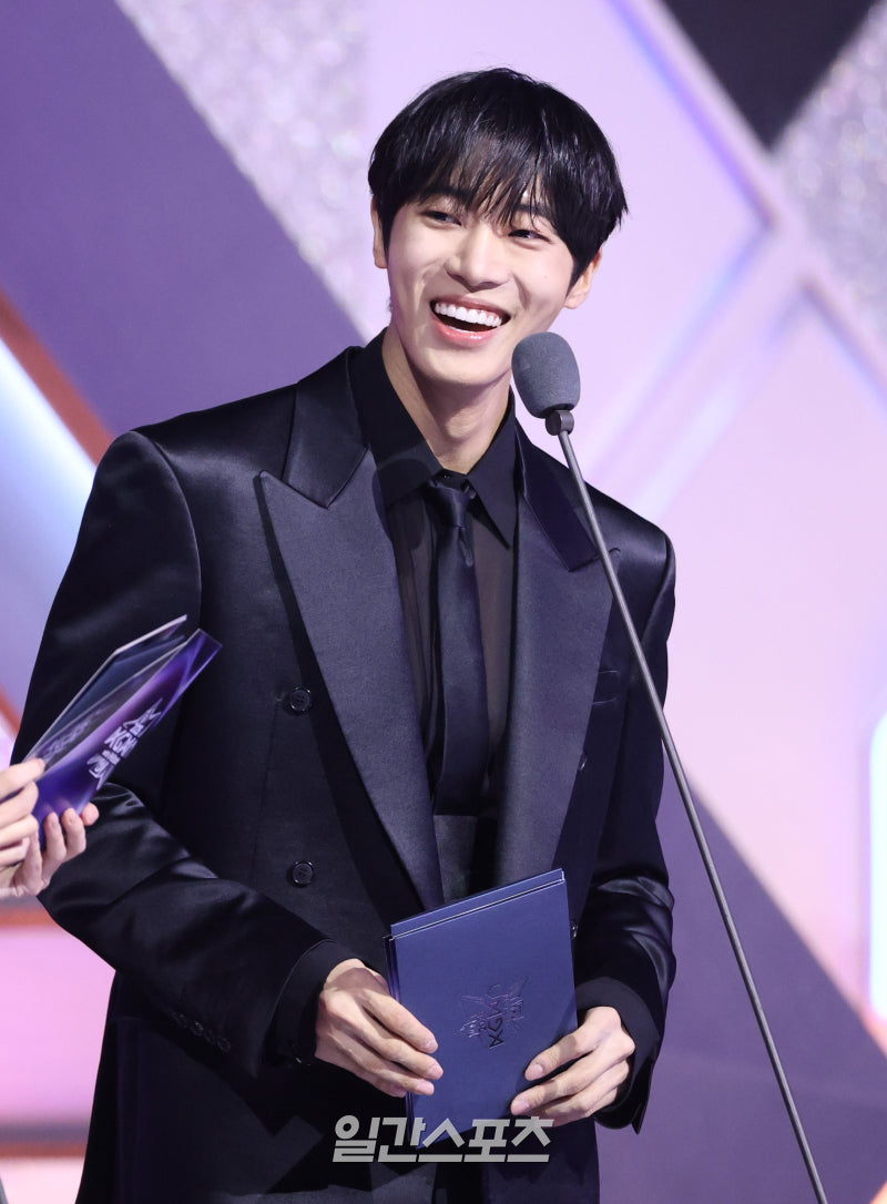 Choo Young Woo and Kim So Hyun in Talks to Headline Ahn Pan Seok Romance Expert