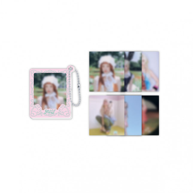 YUQI - PHOTO FRAME KEY RING / 1st Single Album [Motivation] POP-UP MD