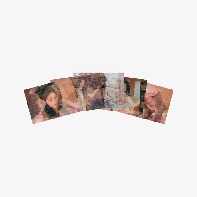 [Pre-order] ILLIT - Lenticular Photo Set