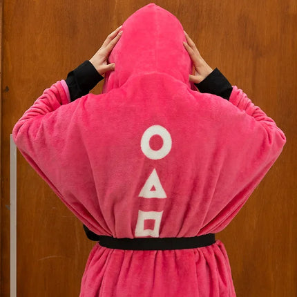 SQUID GAME 2 - Pink Soldier Hoodie Cape Blanket / KAKAOTALK GIFT COLLABORATION