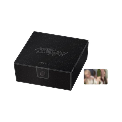 [Pre-order] MEOVV - COLLECT CASE