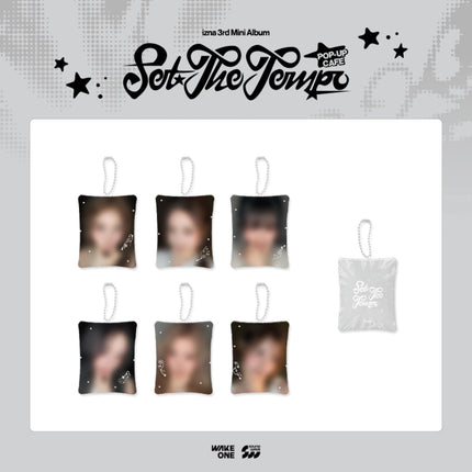 [Pre-order] izna - CUSHION KEYRING